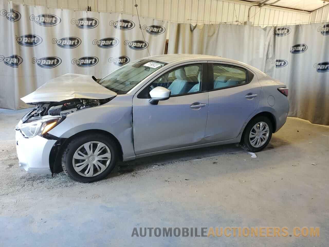 3MYDLBYV8LY711848 TOYOTA YARIS 2020