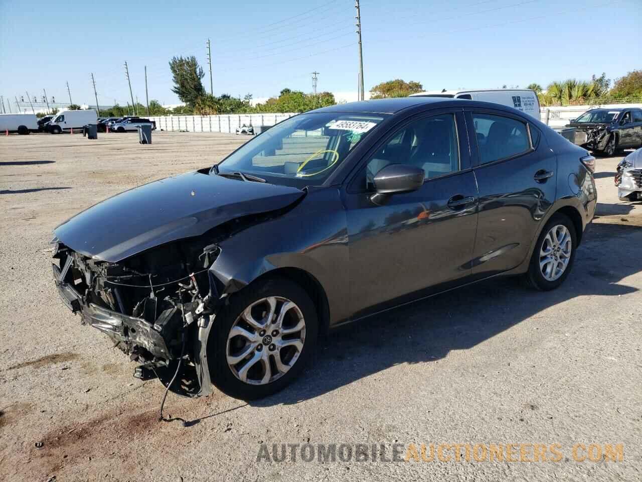 3MYDLBYV9HY171076 TOYOTA YARIS 2017