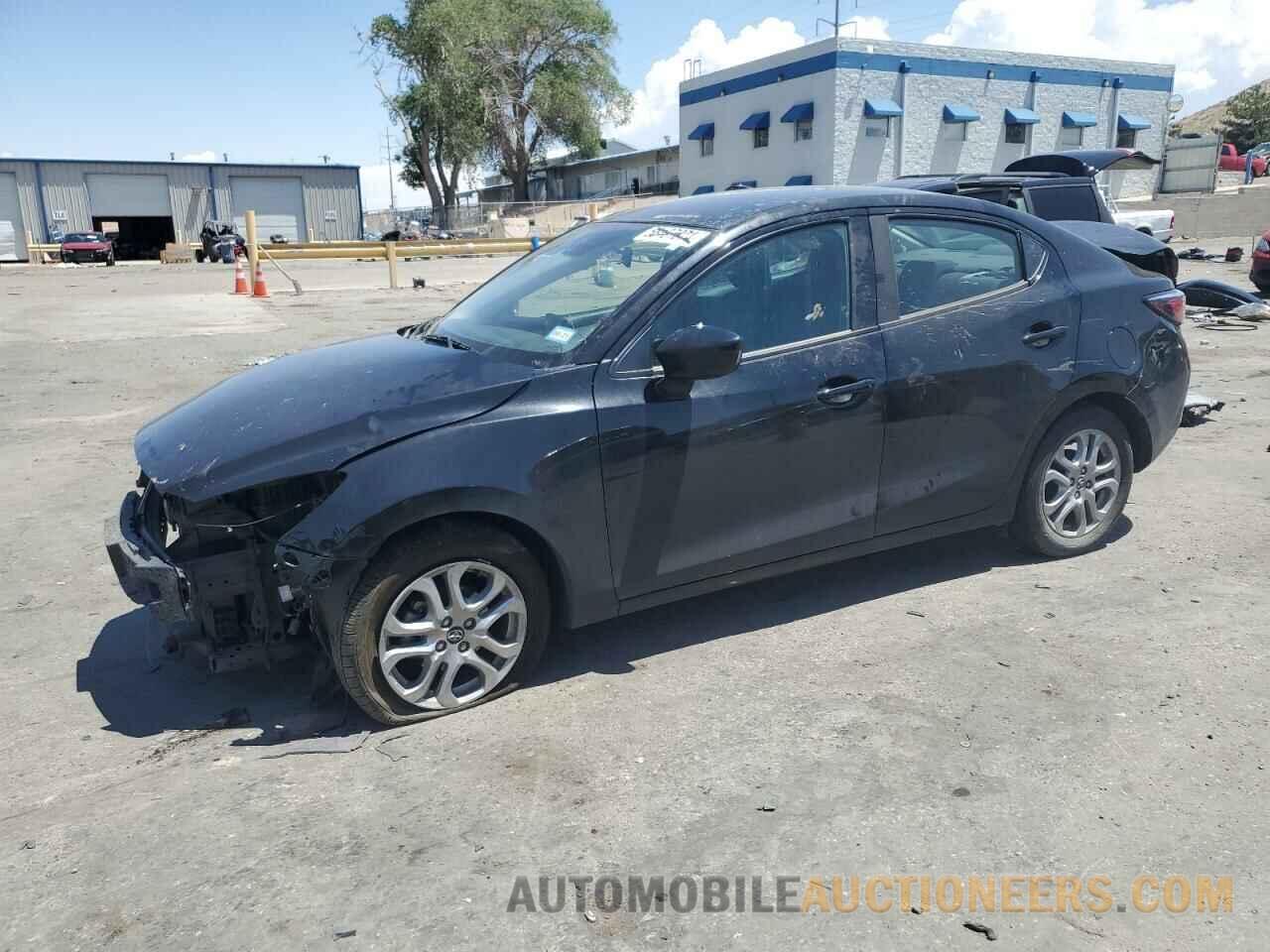 3MYDLBYV9JY319510 TOYOTA YARIS 2018