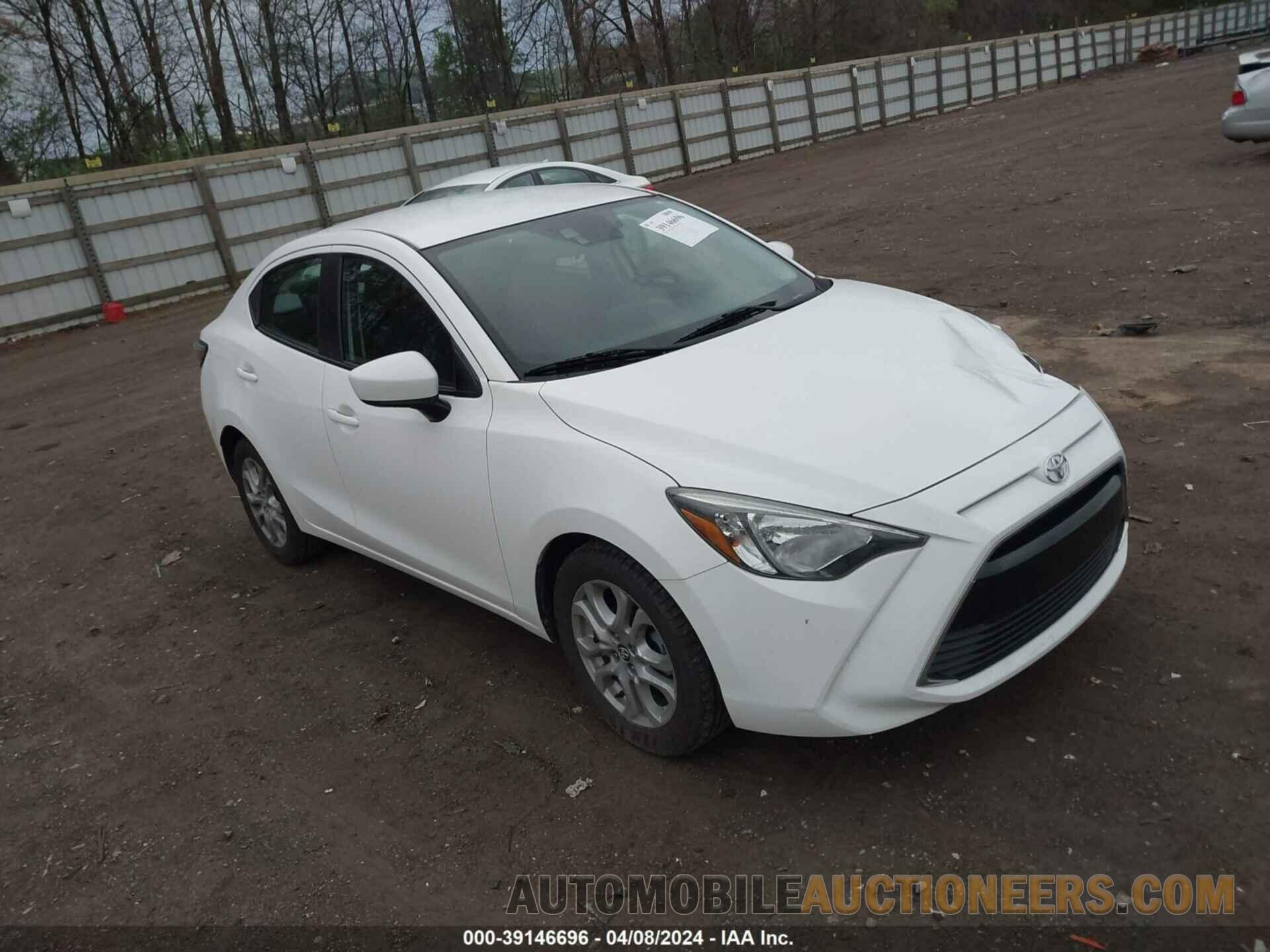 3MYDLBYV9JY319717 TOYOTA YARIS IA 2018