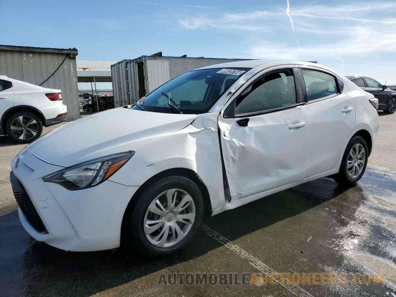 3MYDLBYV9KY505999 TOYOTA YARIS 2019