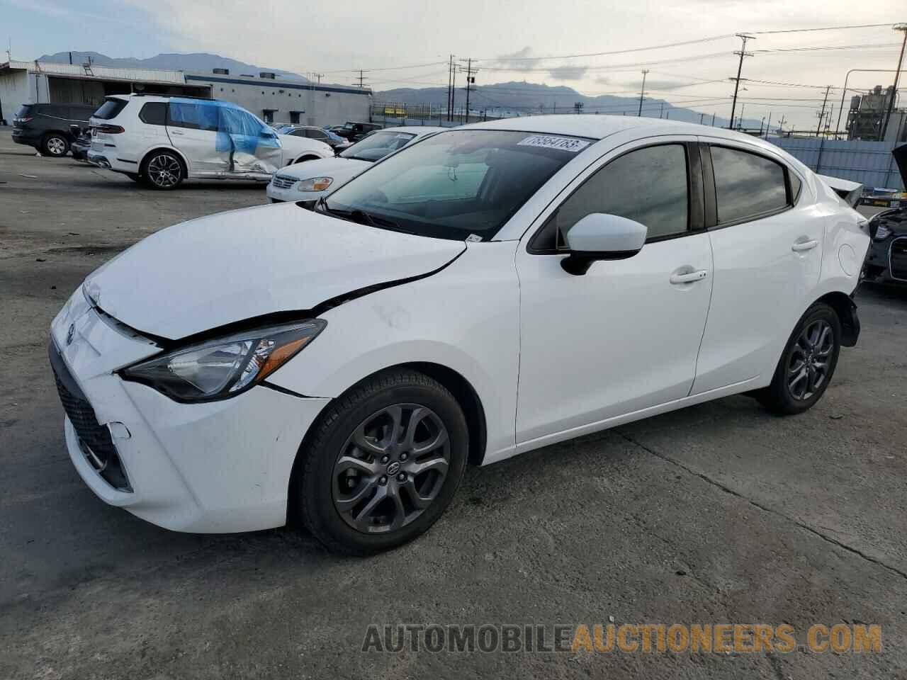 3MYDLBYV9KY521605 TOYOTA YARIS 2019