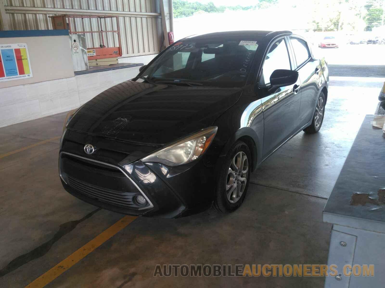 3MYDLBYVXGY121026 Toyota Yaris 2016