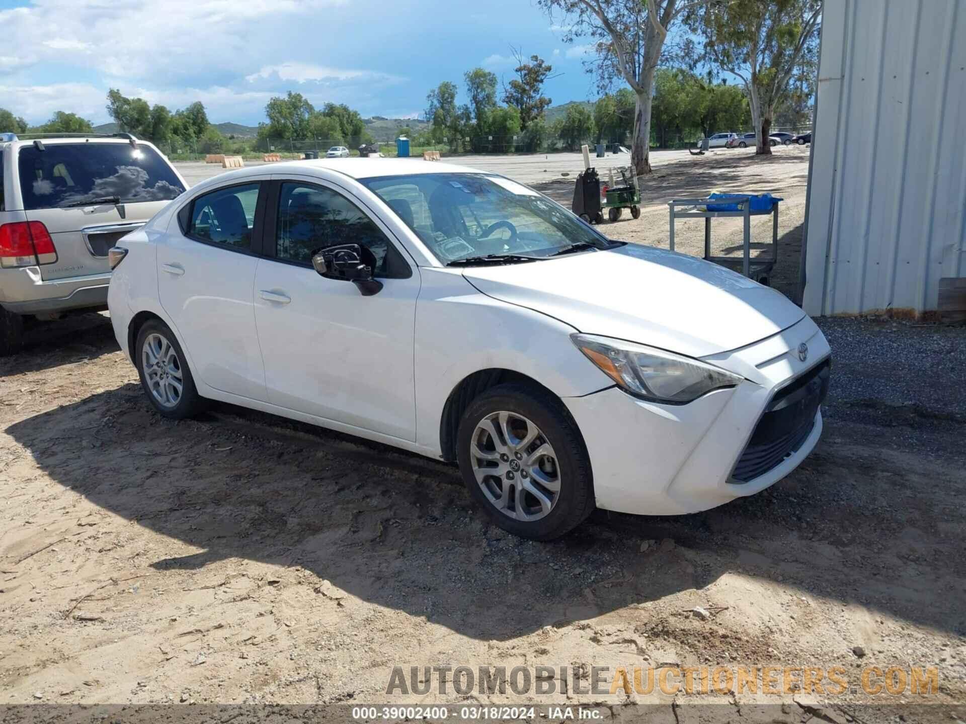 3MYDLBYVXHY155758 TOYOTA YARIS IA 2017