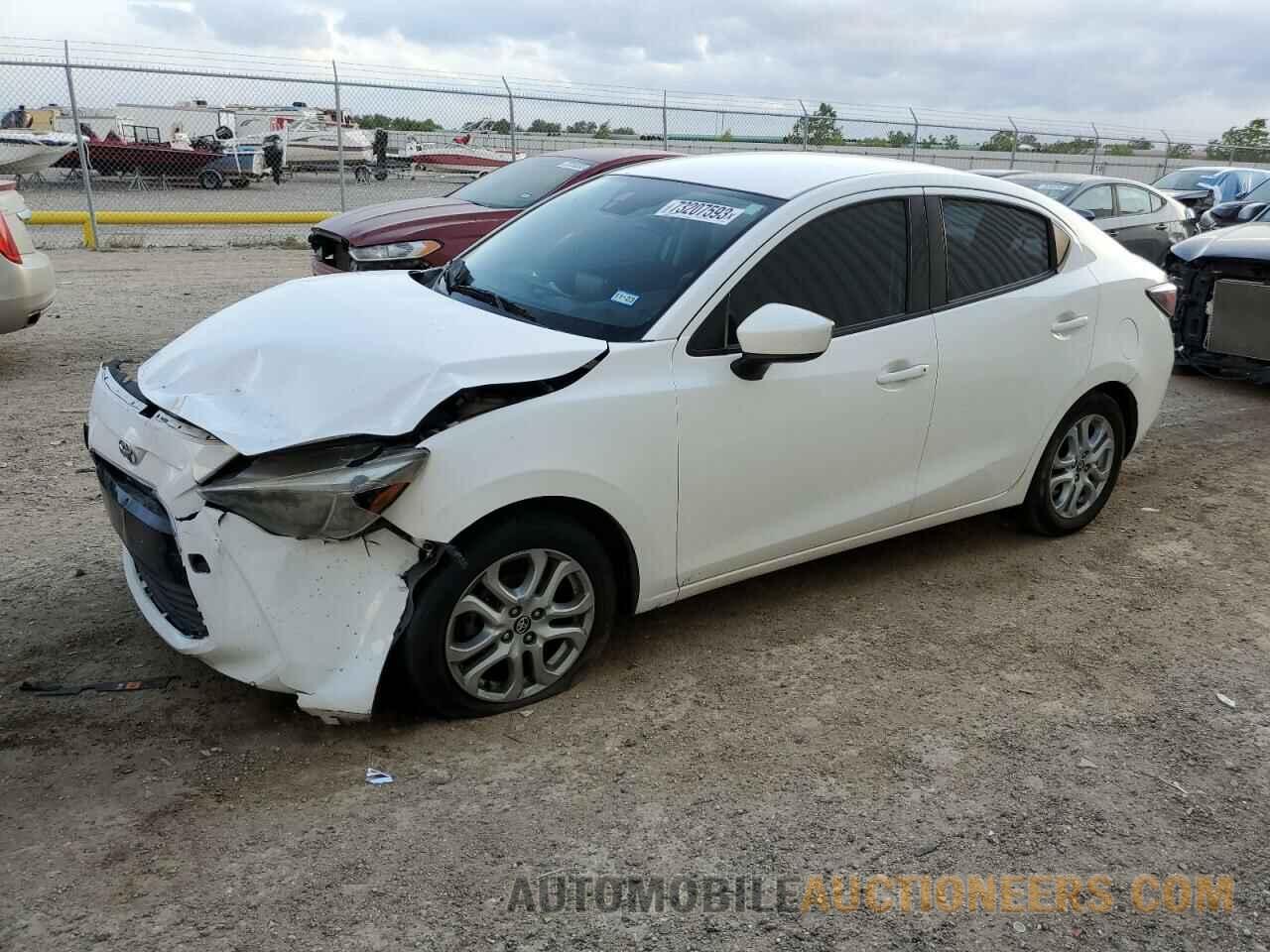 3MYDLBYVXHY189022 TOYOTA YARIS 2017