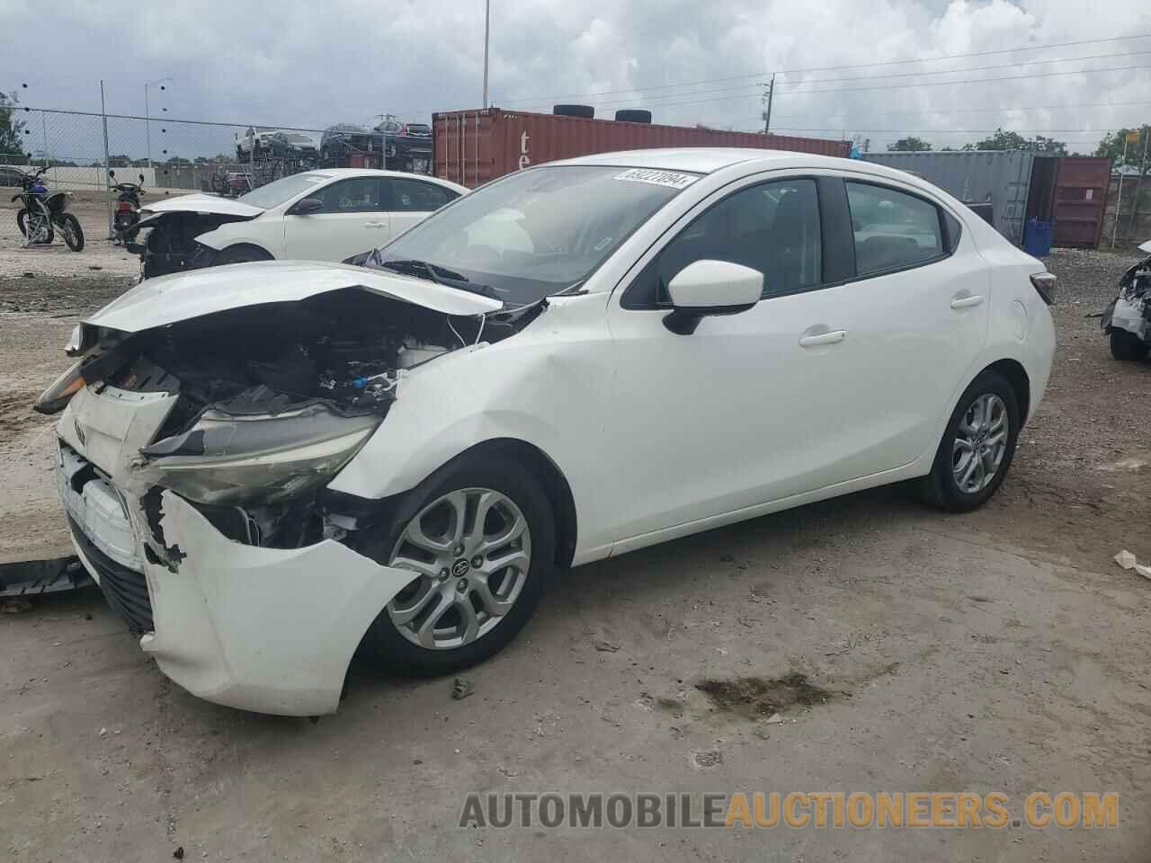 3MYDLBYVXJY317233 TOYOTA YARIS 2018