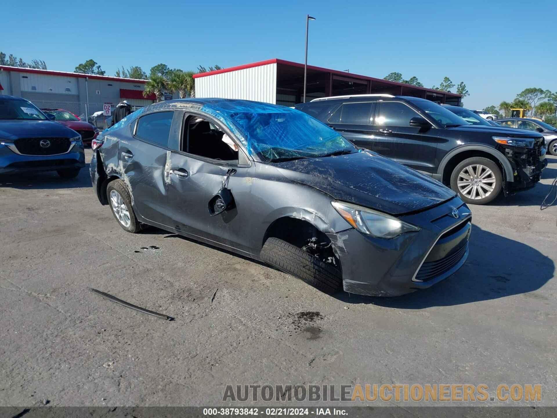 3MYDLBYVXJY318608 TOYOTA YARIS IA 2018