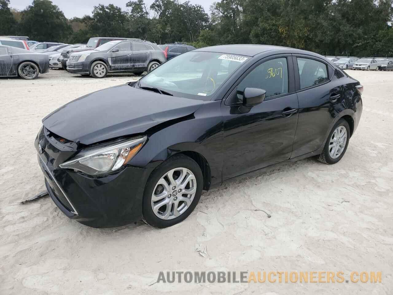 3MYDLBYVXJY327227 TOYOTA YARIS 2018