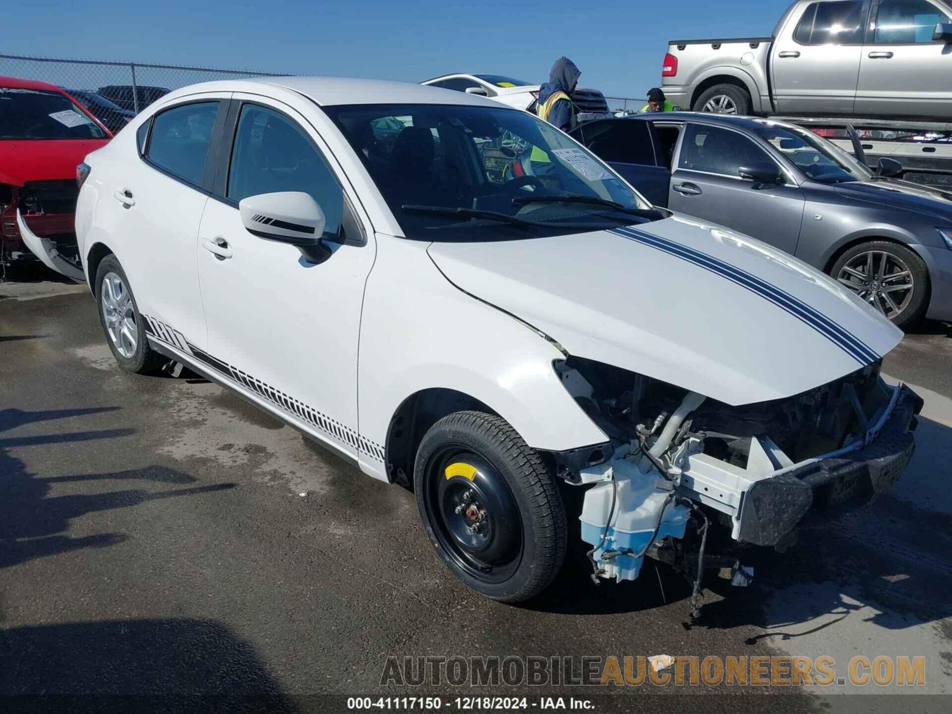 3MYDLBYVXJY330211 TOYOTA YARIS IA 2018