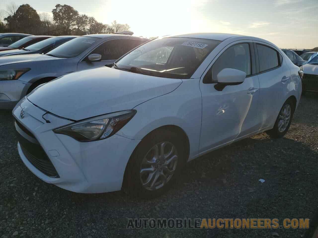 3MYDLBYVXJY333285 TOYOTA YARIS 2018