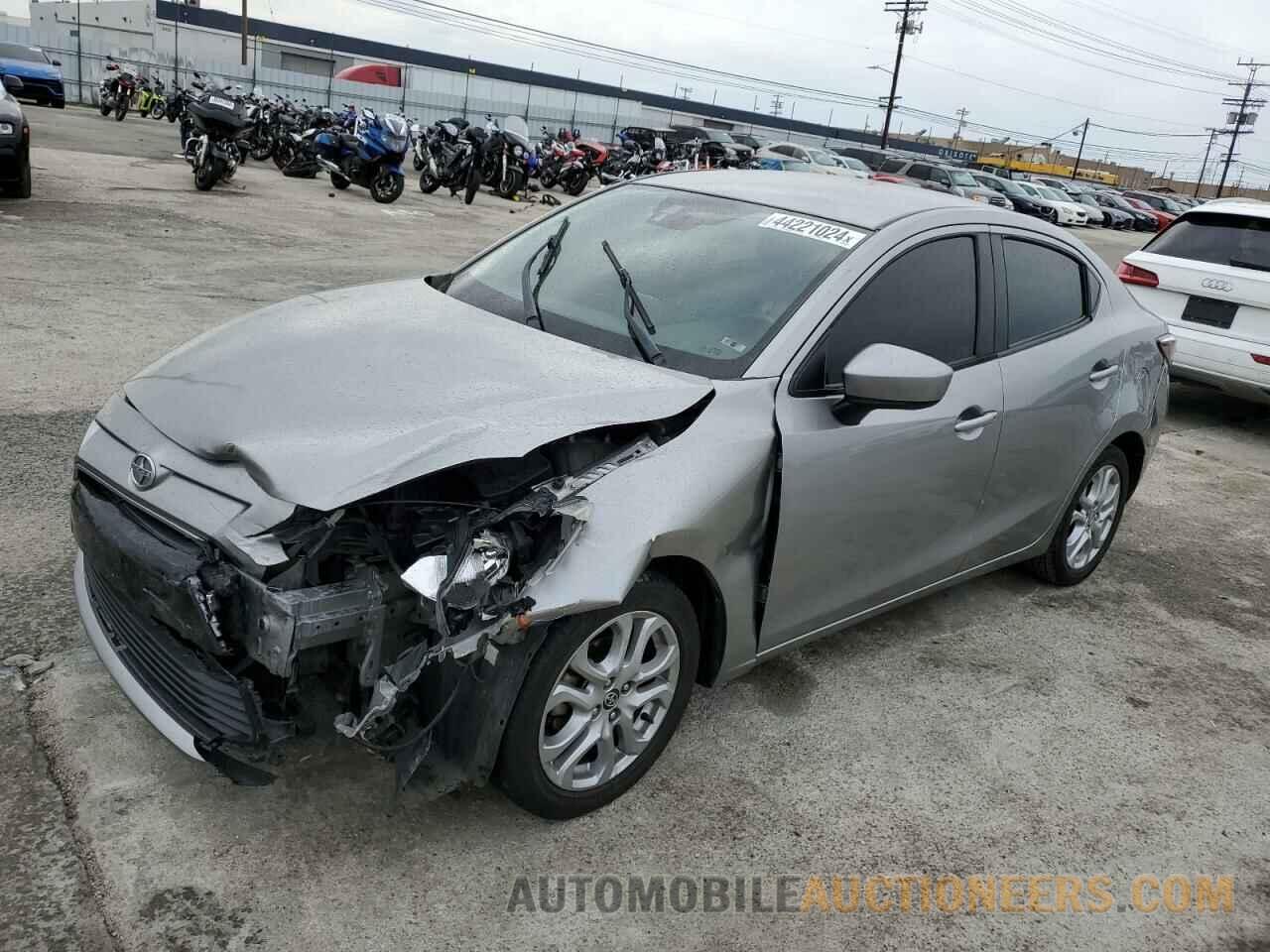 3MYDLBZV2GY137736 TOYOTA SCION 2016