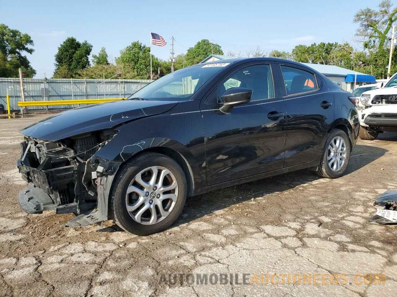 3MYDLBZV3GY123893 TOYOTA SCION 2016