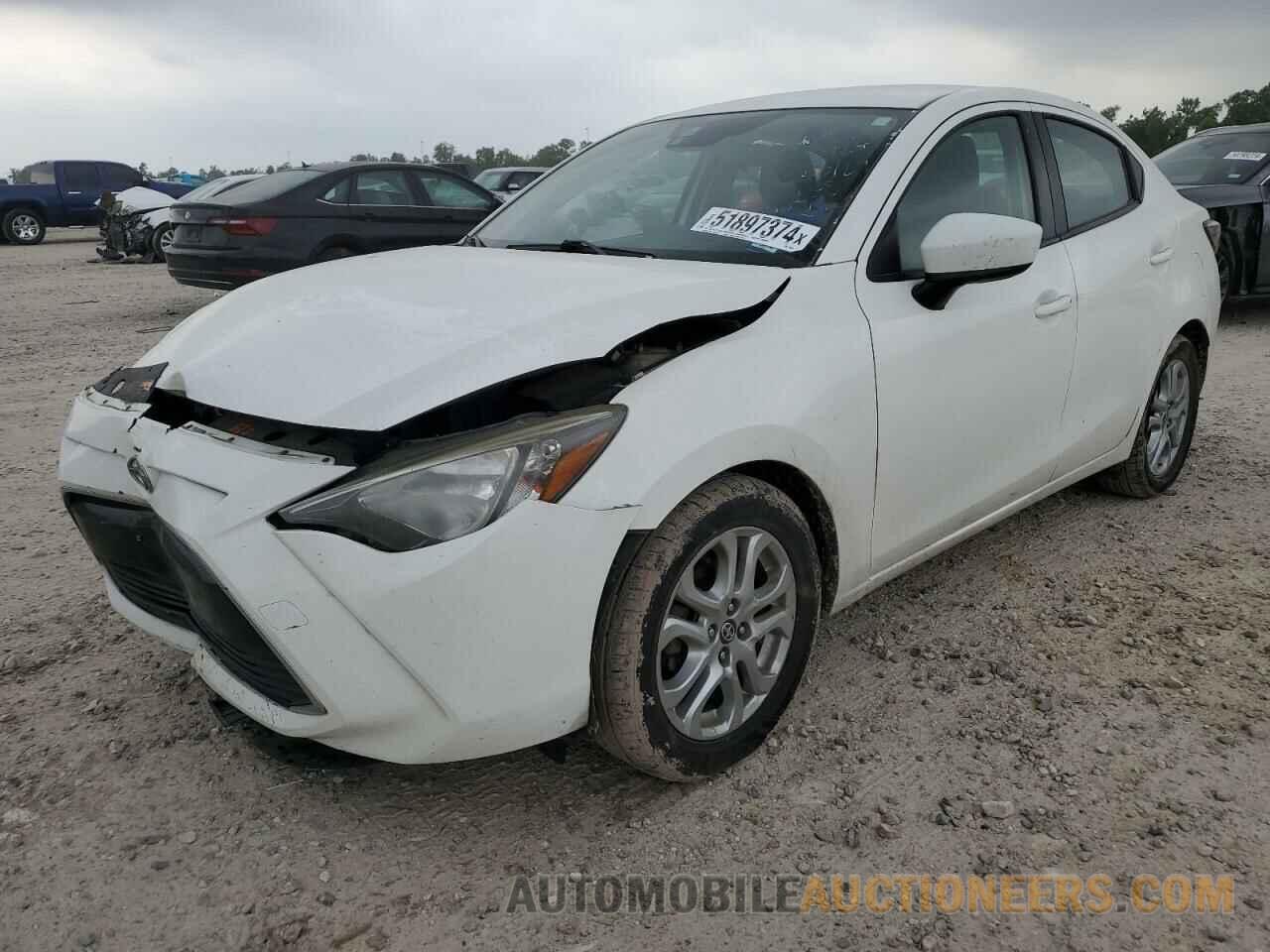 3MYDLBZV3GY138801 TOYOTA SCION 2016