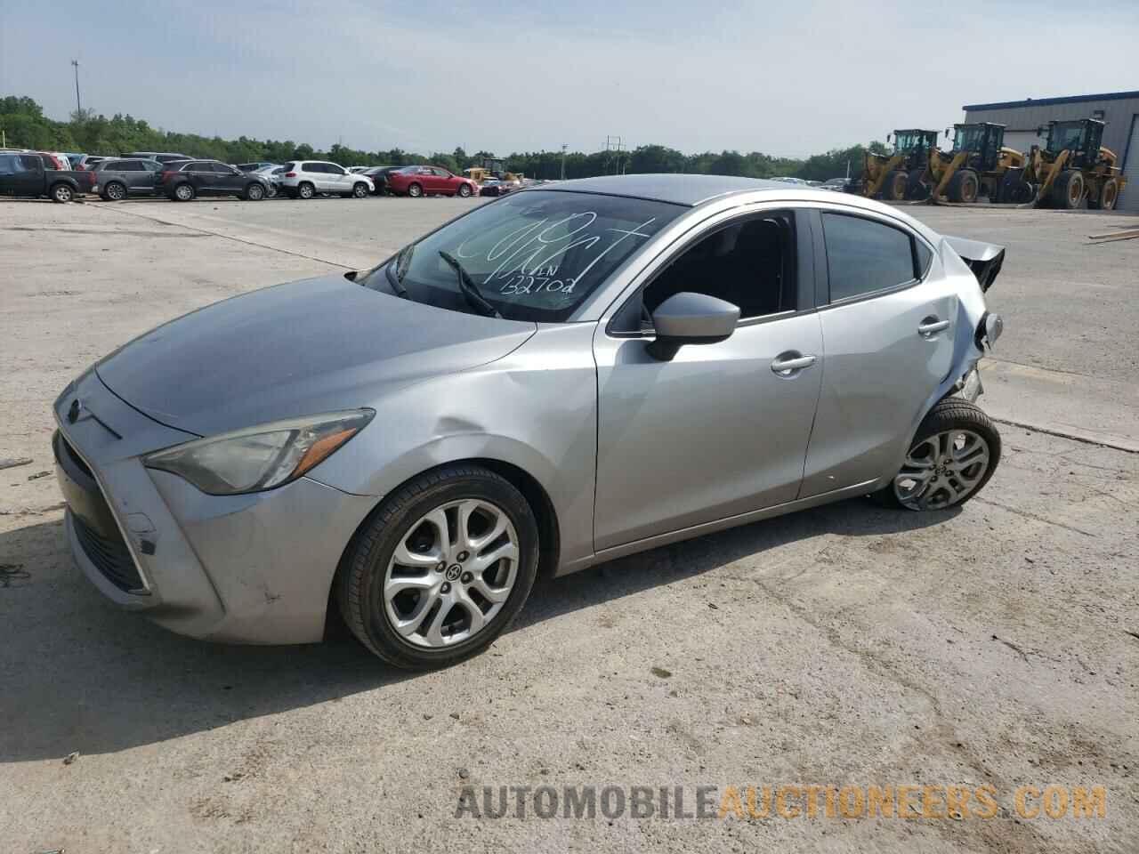 3MYDLBZV4GY132702 TOYOTA SCION 2016