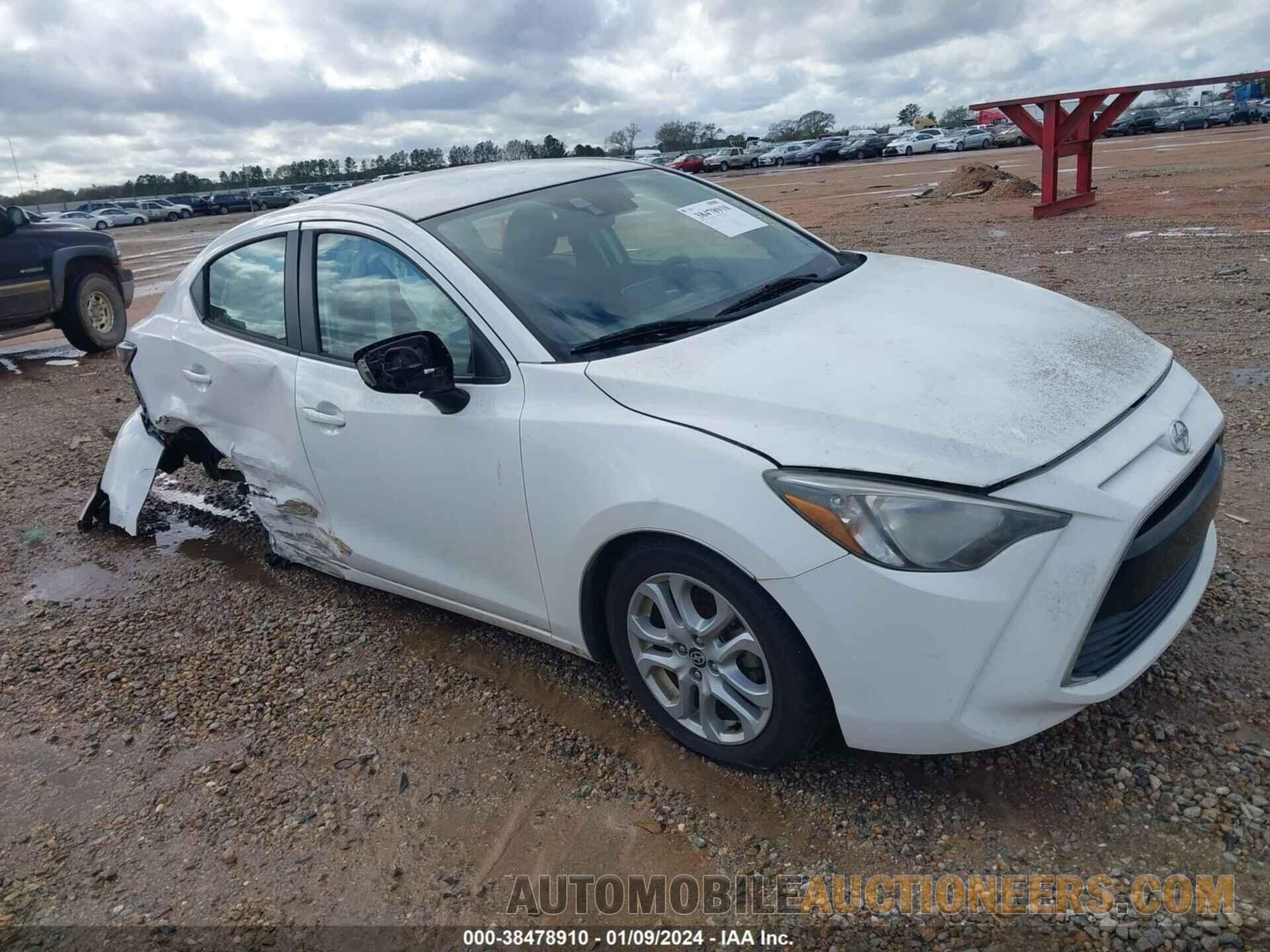 3MYDLBZV7GY121032 TOYOTA SCION IA 2016