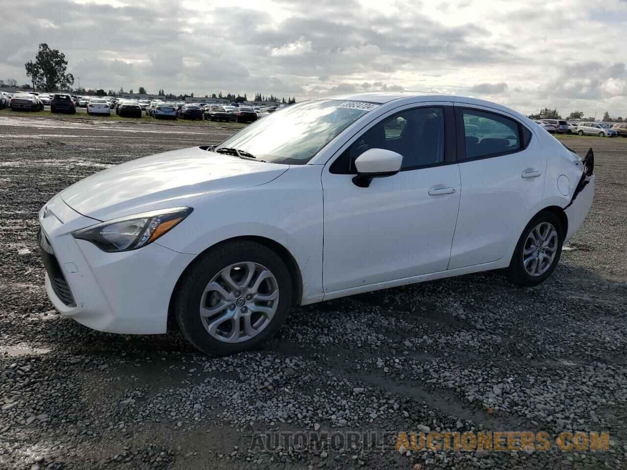 3MYDLBZV8GY136770 TOYOTA SCION 2016