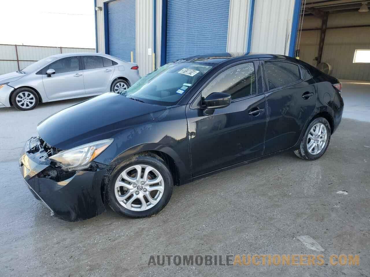 3MYDLBZV9GY139953 TOYOTA SCION 2016