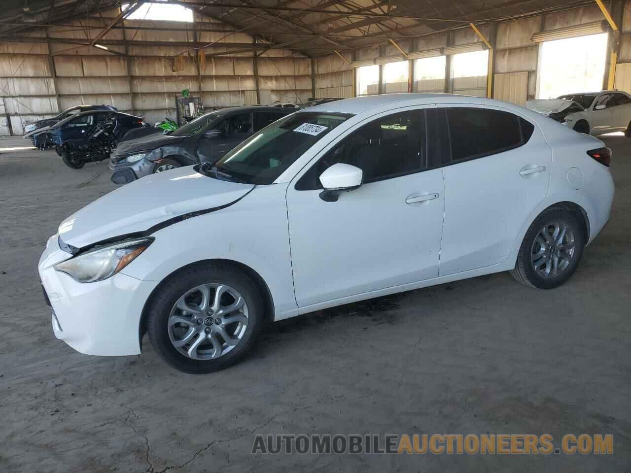 3MYDLBZVXGY104208 TOYOTA SCION 2016