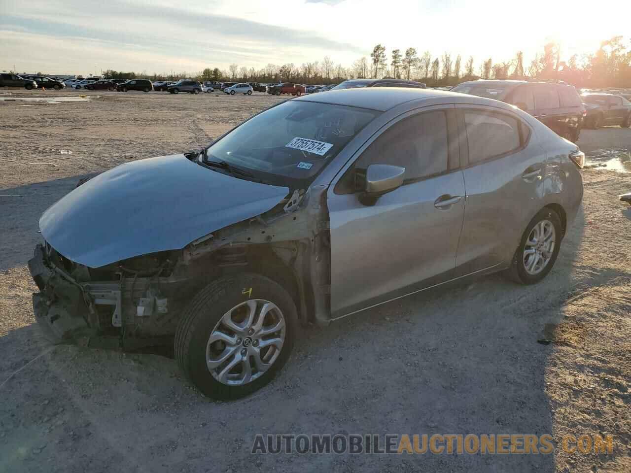 3MYDLBZVXGY113295 TOYOTA SCION 2016