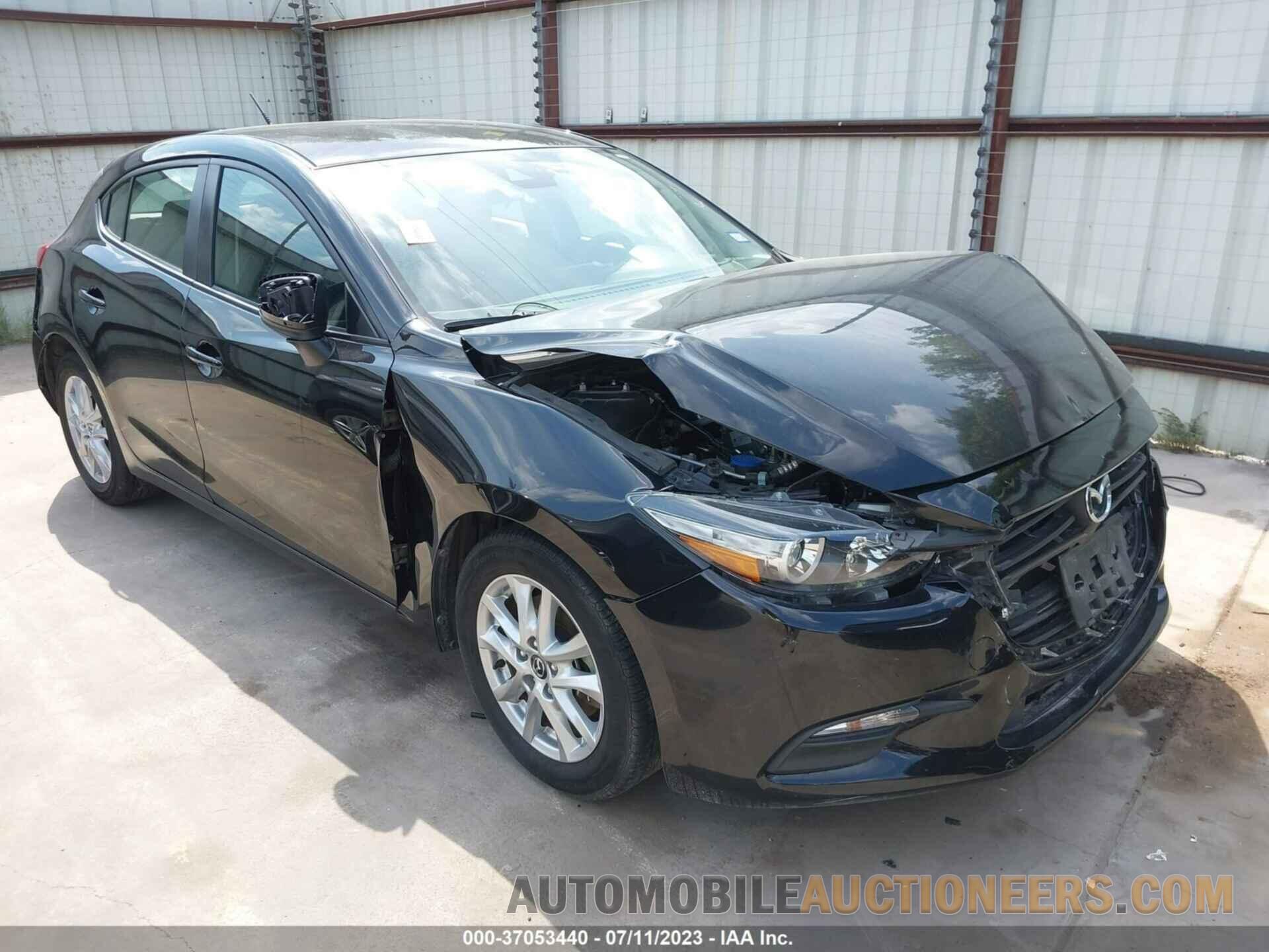 3MZBN1K73JM266327 MAZDA MAZDA3 5-DOOR 2018