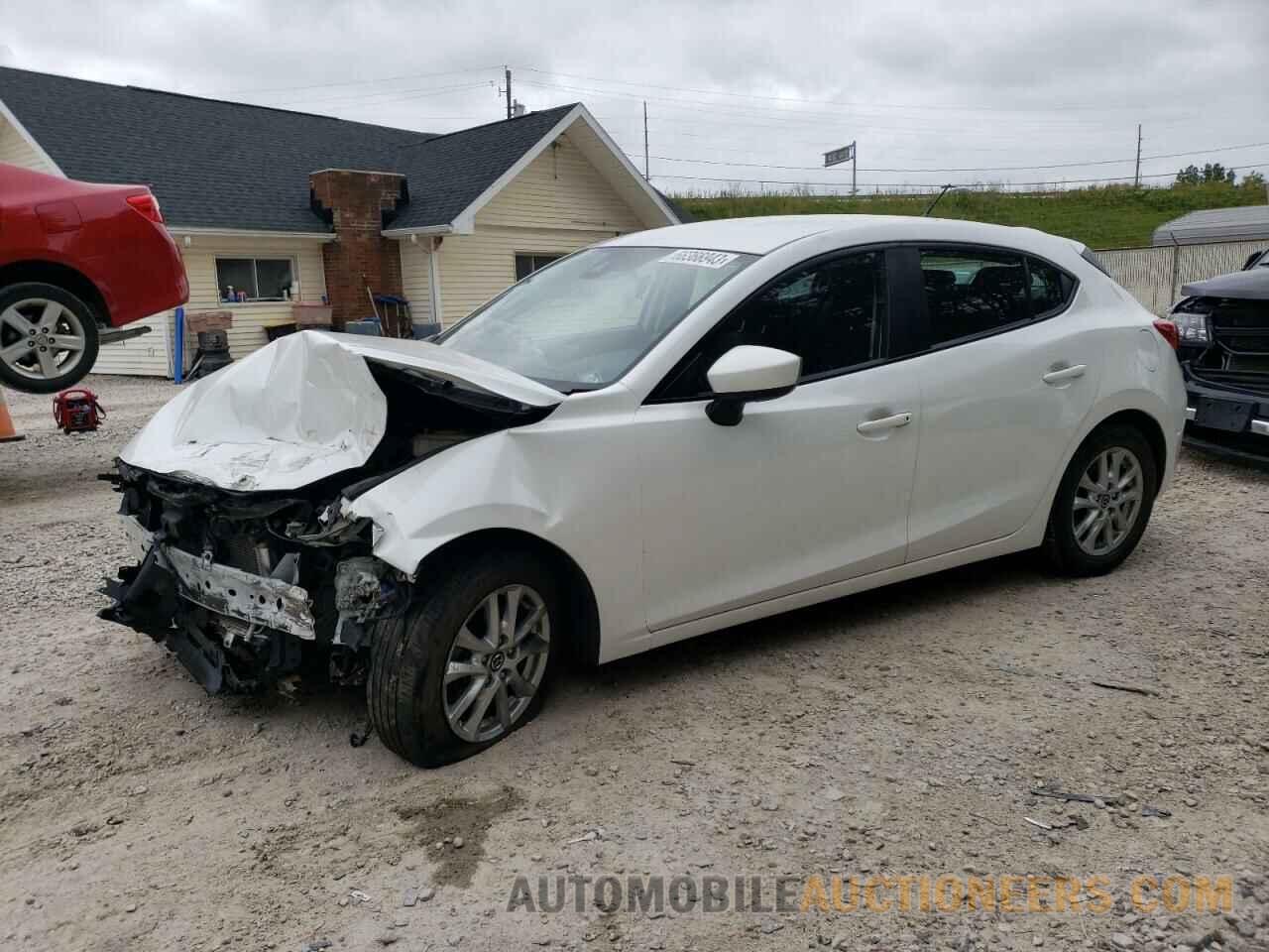 3MZBN1K77JM217941 MAZDA 3 2018