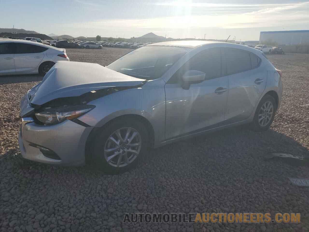 3MZBN1K79JM208075 MAZDA 3 2018