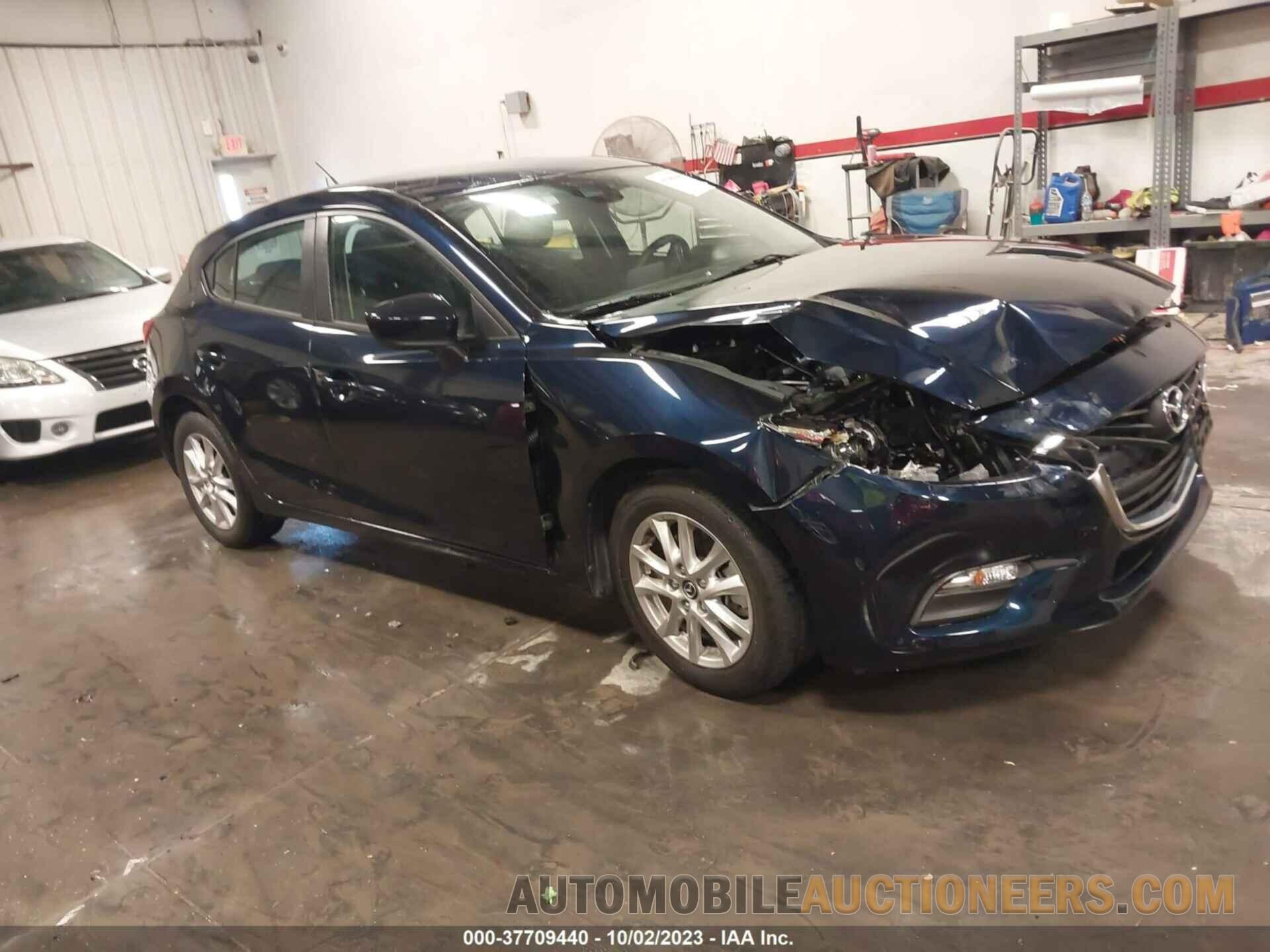 3MZBN1K79JM268390 MAZDA MAZDA3 5-DOOR 2018