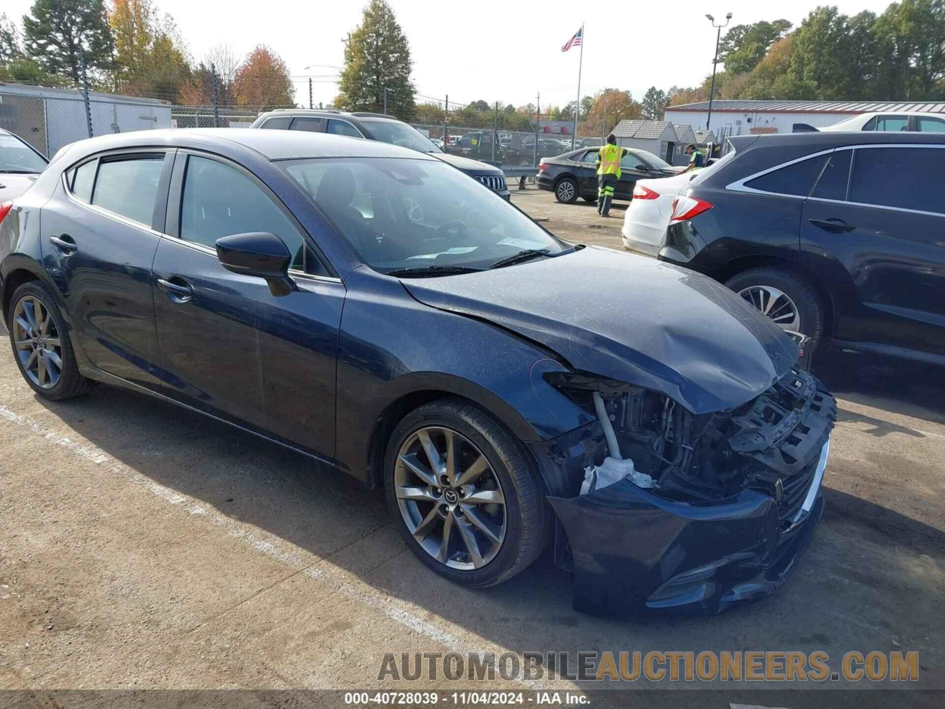 3MZBN1L30JM193381 MAZDA MAZDA3 2018