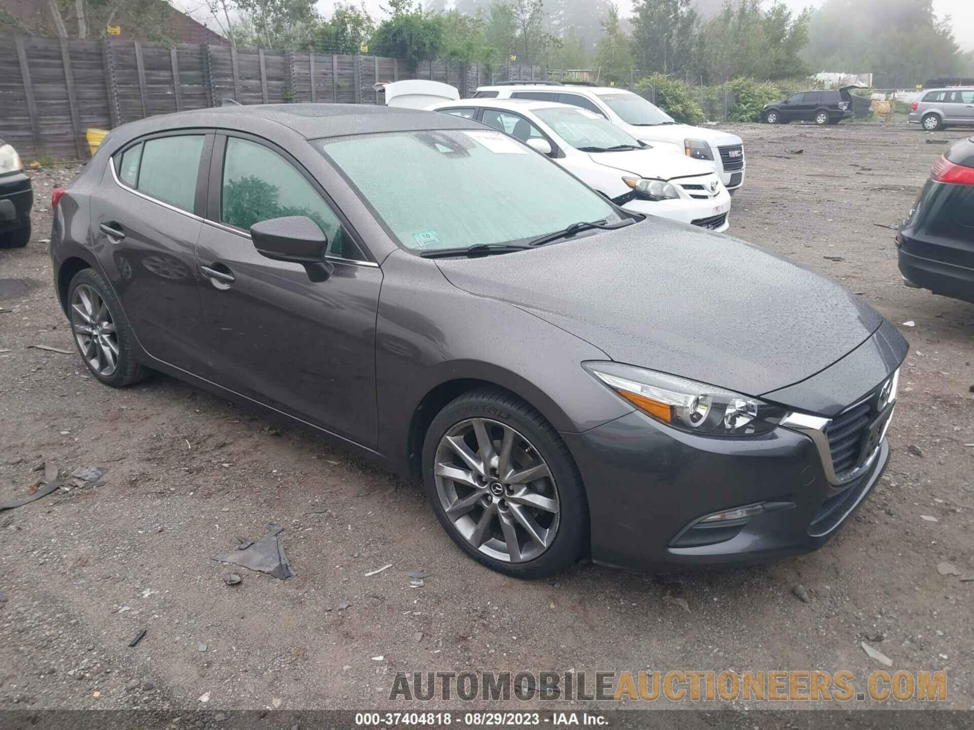 3MZBN1L32JM250213 MAZDA MAZDA3 5-DOOR 2018