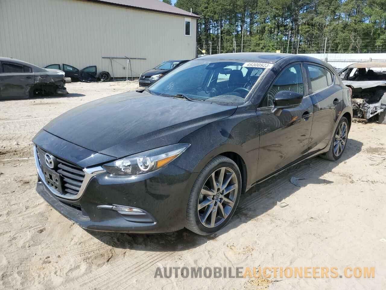 3MZBN1L33JM180298 MAZDA 3 2018