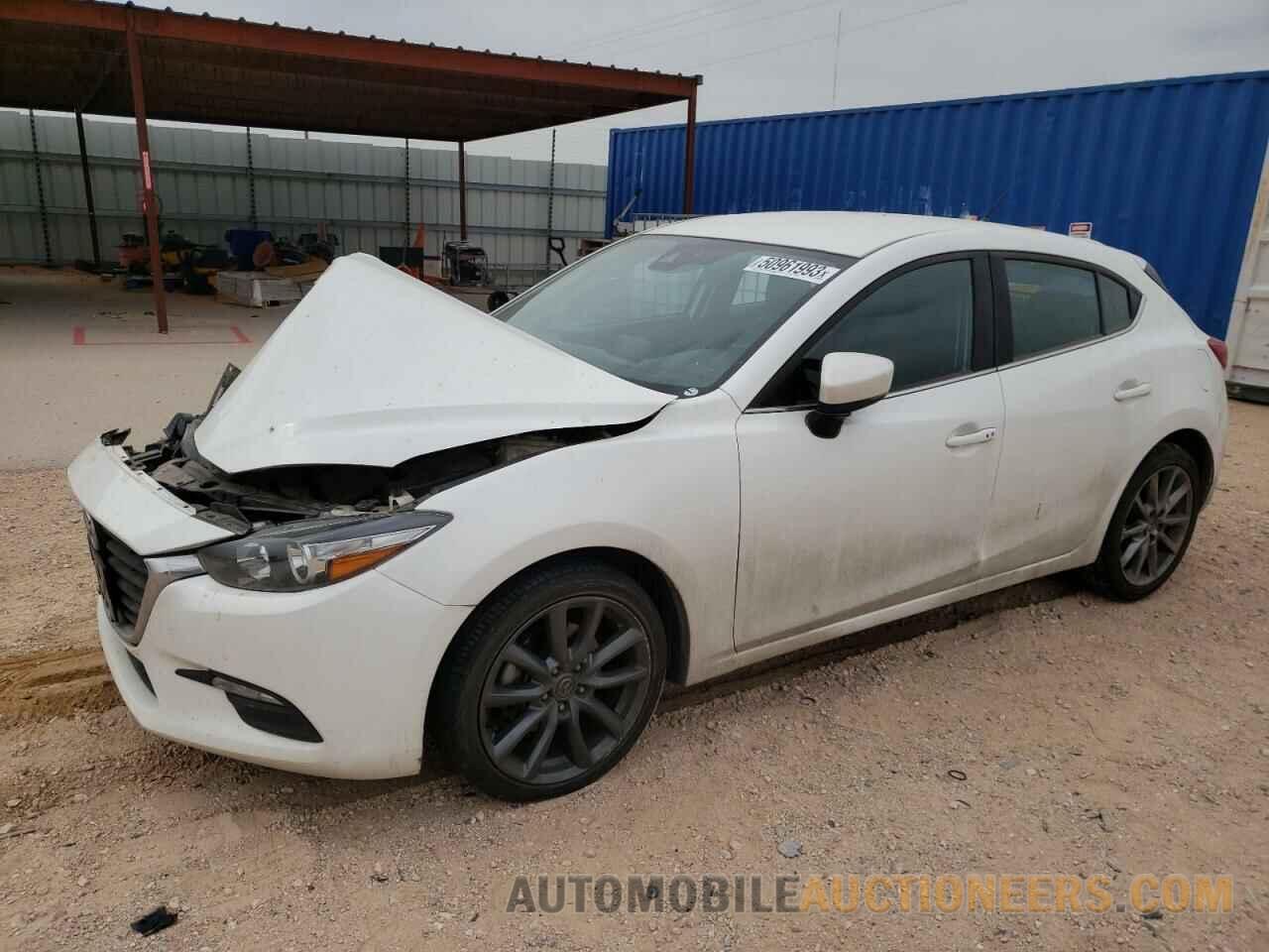 3MZBN1L33JM187445 MAZDA 3 2018