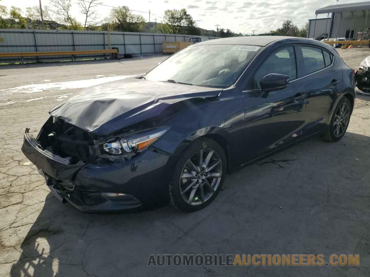 3MZBN1L33JM214336 MAZDA 3 2018