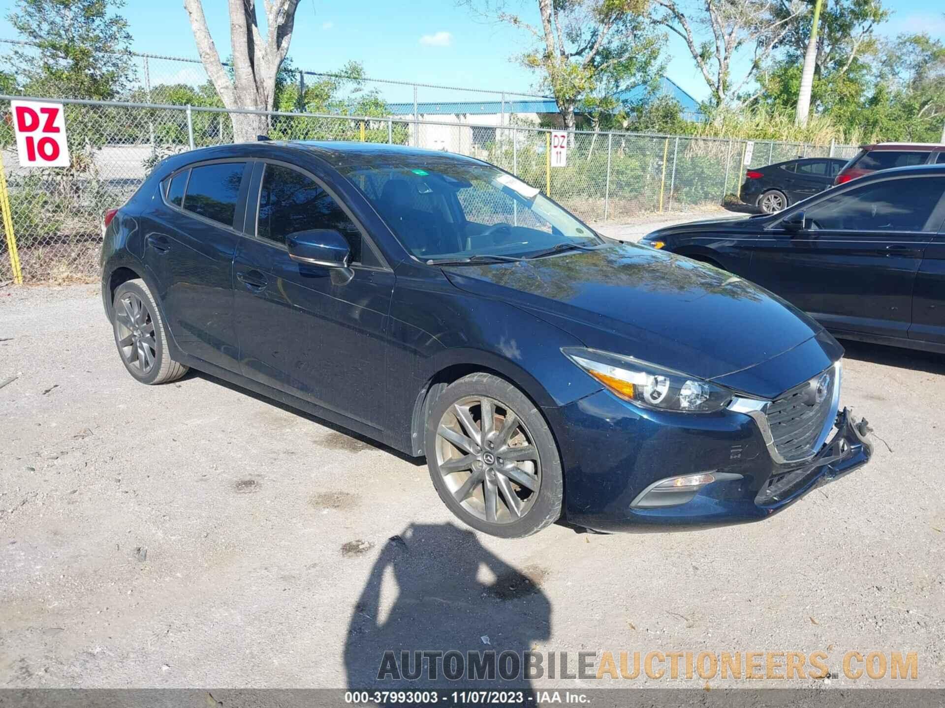 3MZBN1L33JM241763 MAZDA MAZDA3 2018