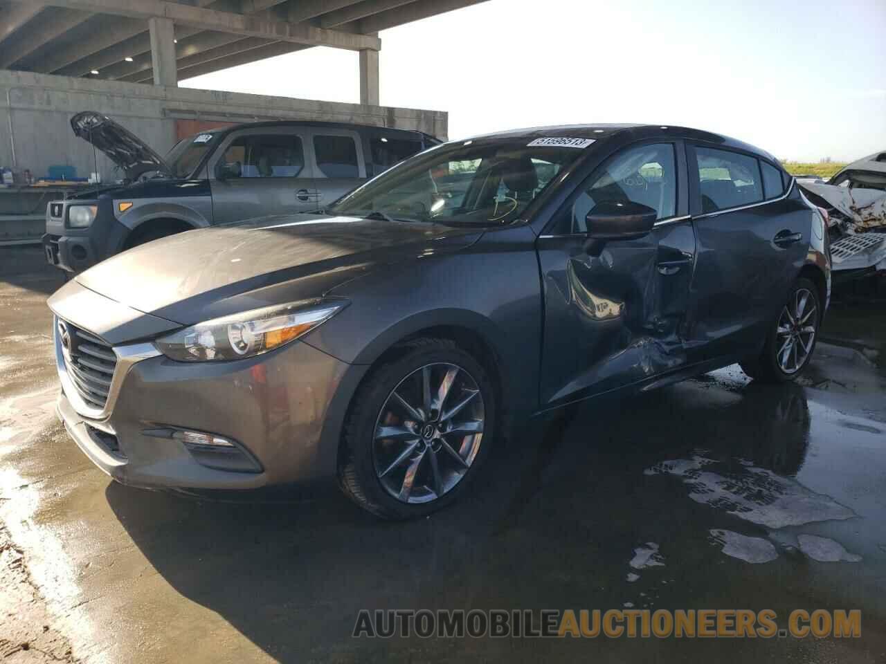 3MZBN1L34JM164126 MAZDA 3 2018