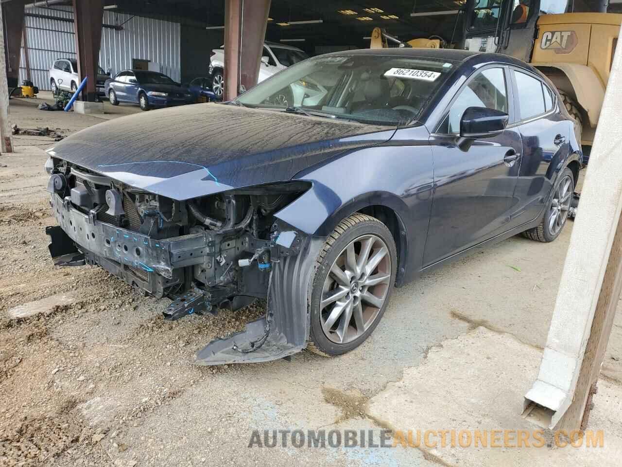 3MZBN1L35JM181744 MAZDA 3 2018