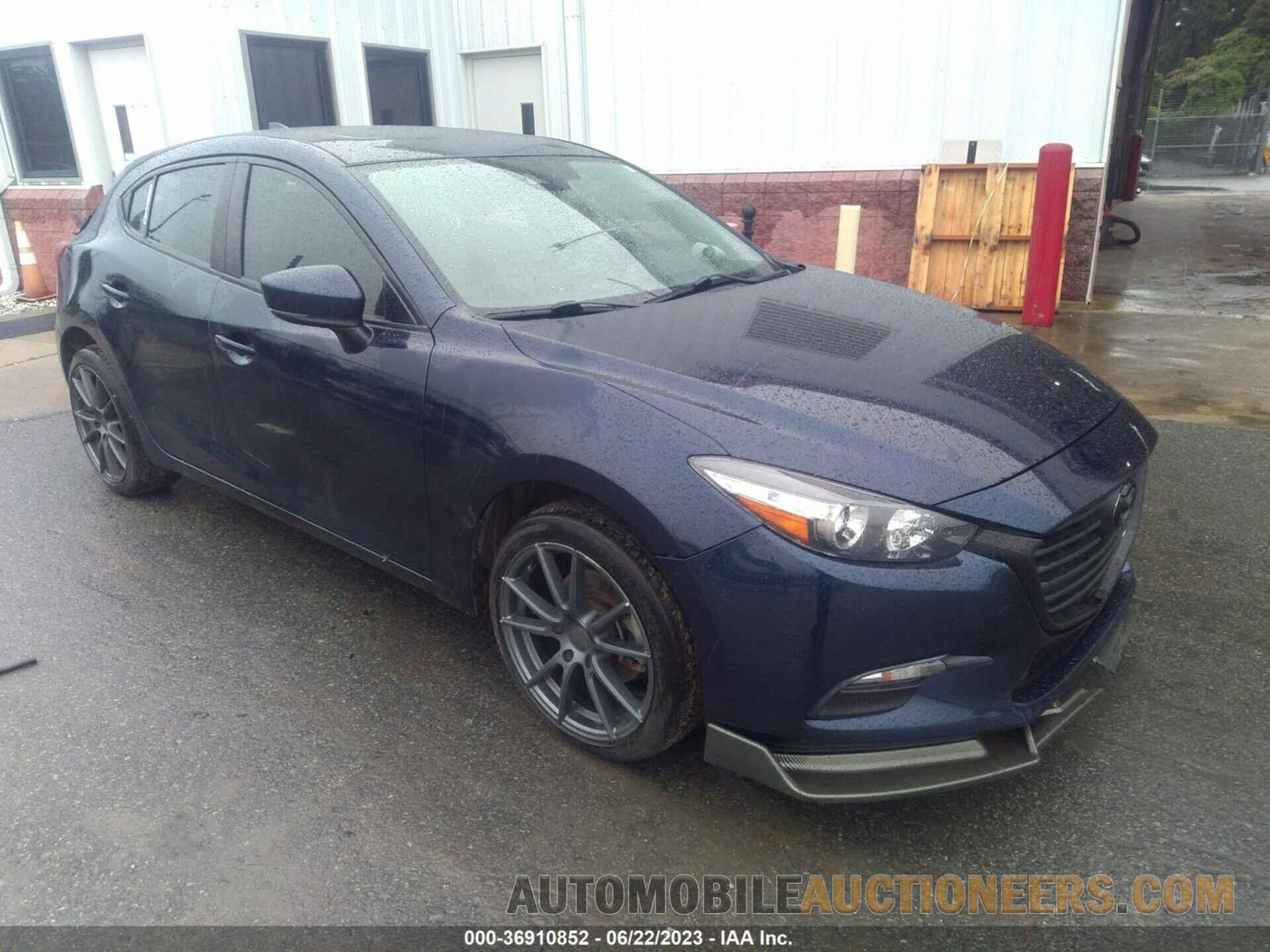 3MZBN1L36JM164161 MAZDA MAZDA3 5-DOOR 2018