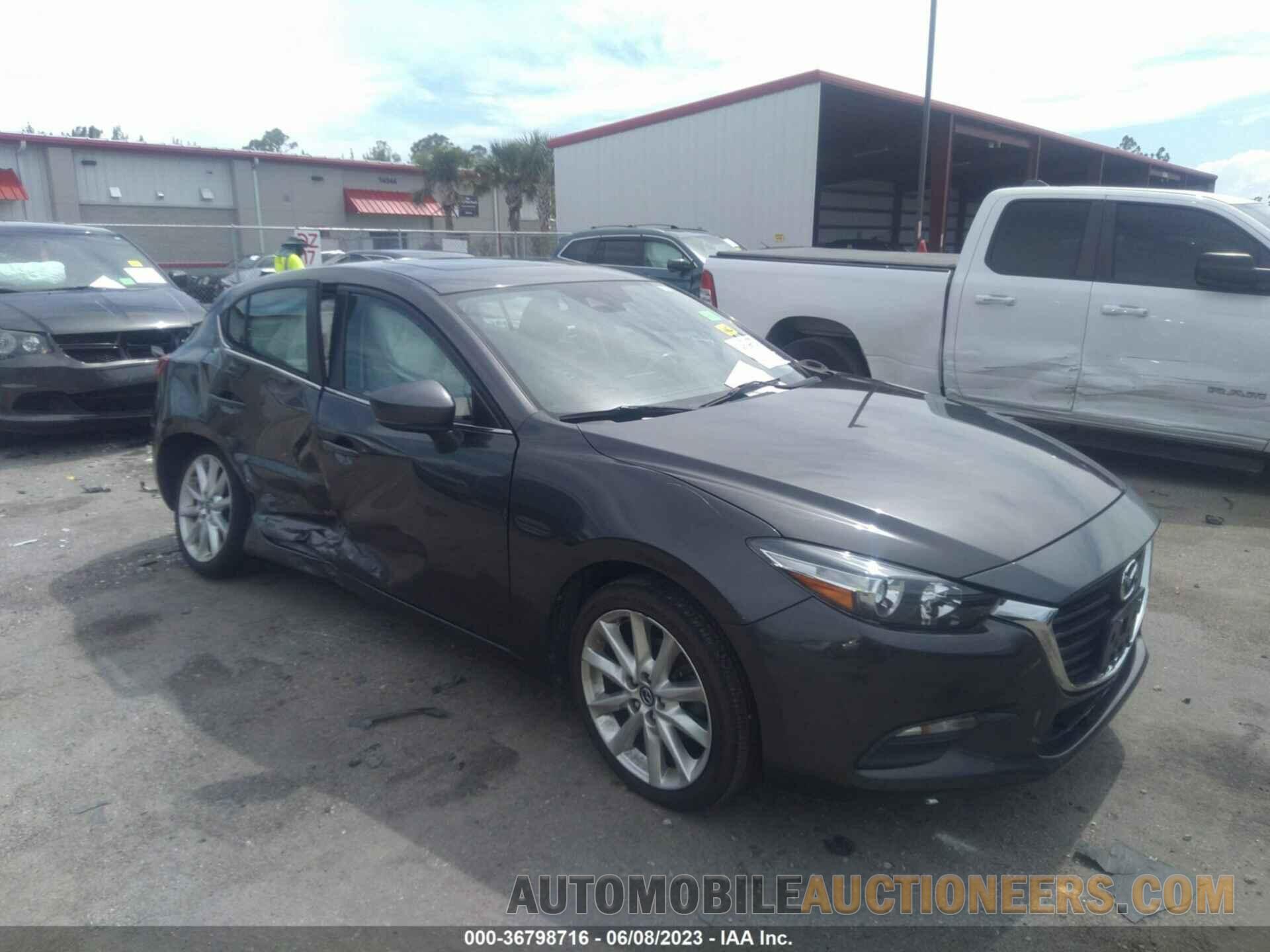 3MZBN1L36JM193966 MAZDA MAZDA3 5-DOOR 2018