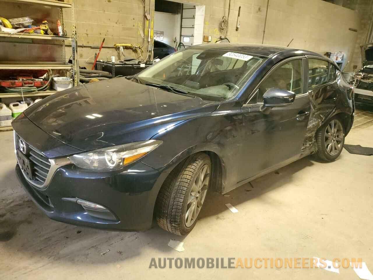 3MZBN1L36JM253017 MAZDA 3 2018