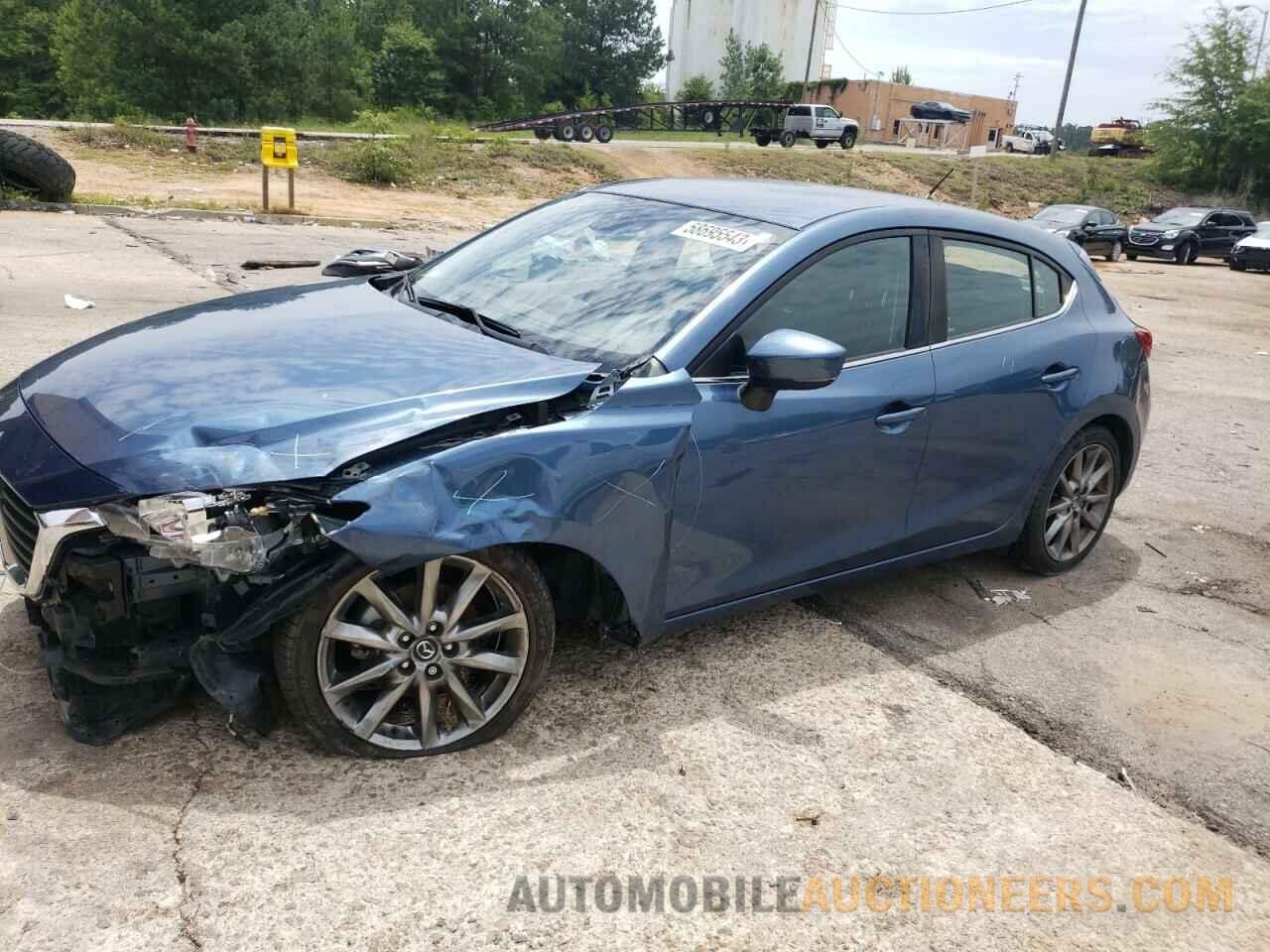 3MZBN1L37JM167537 MAZDA 3 2018