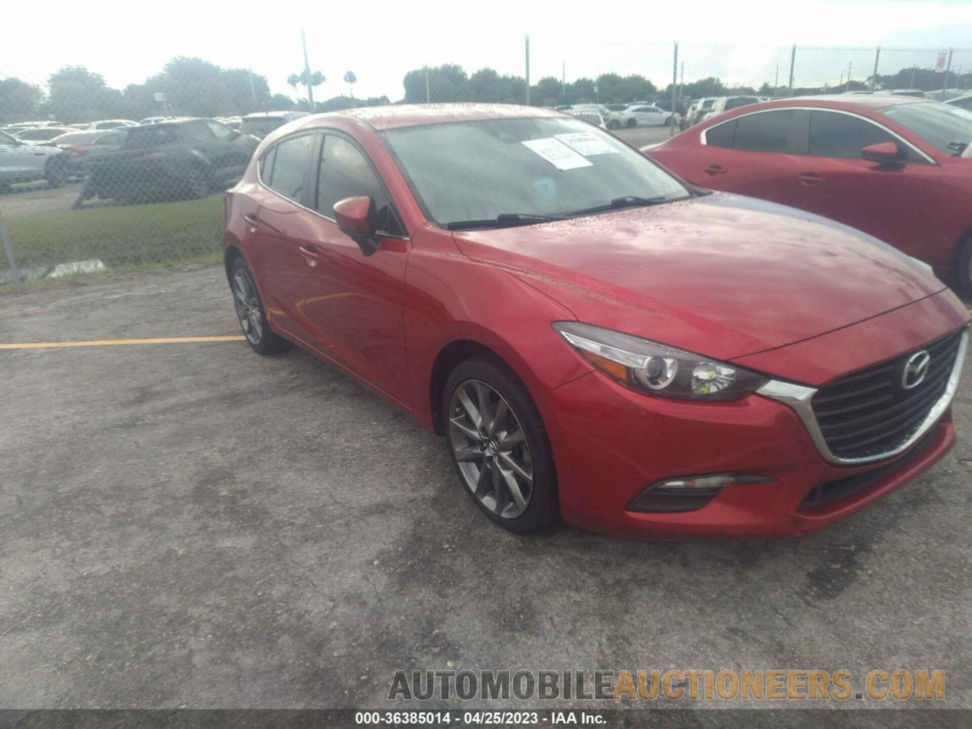 3MZBN1L37JM225372 MAZDA MAZDA3 5-DOOR 2018