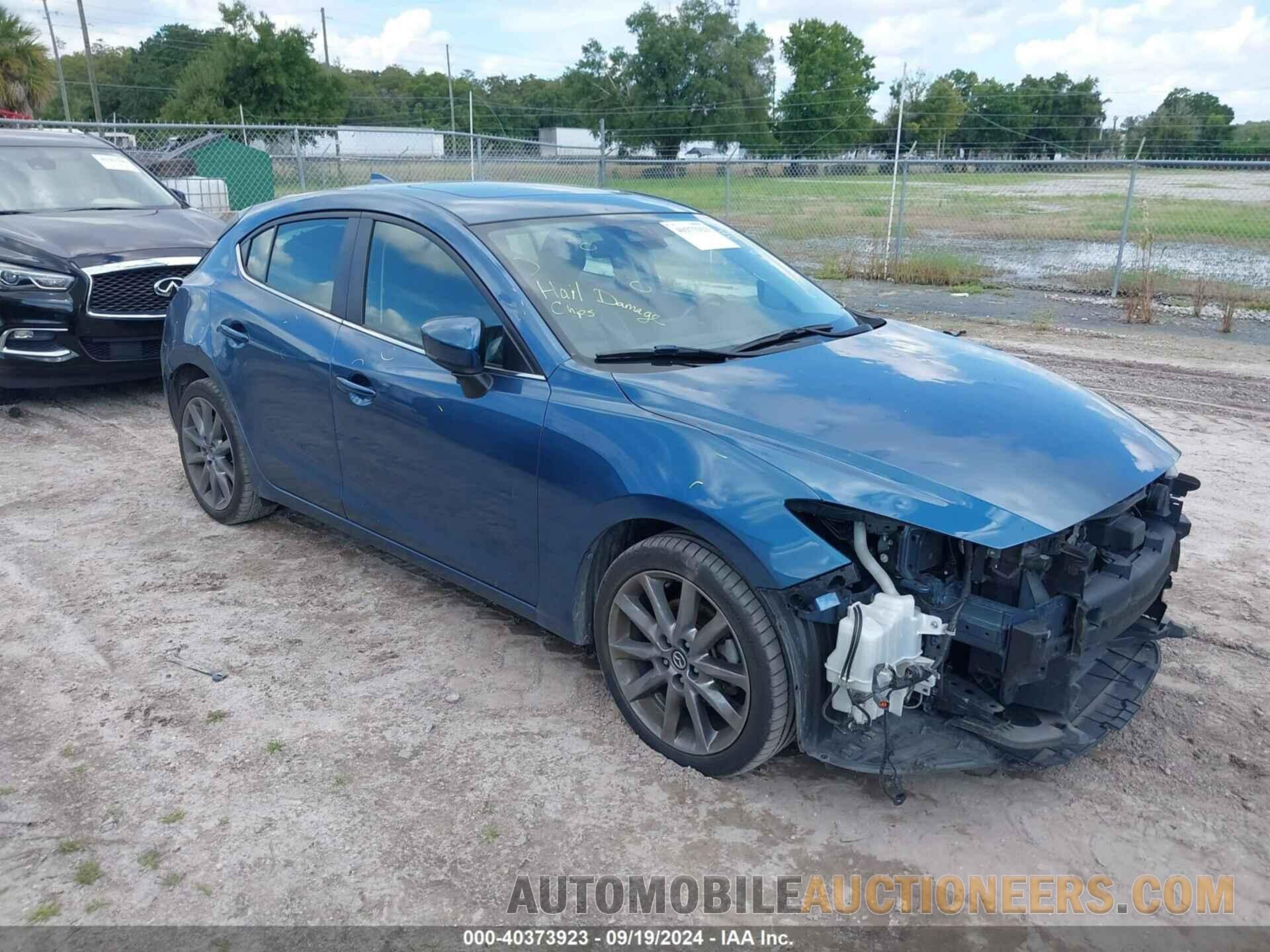 3MZBN1L37JM236517 MAZDA MAZDA3 2018