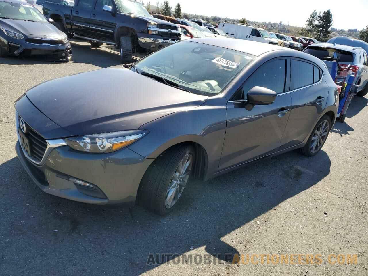 3MZBN1L37JM249929 MAZDA 3 2018