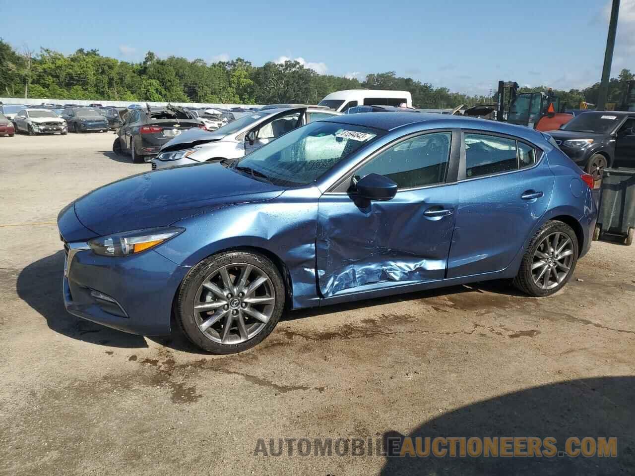 3MZBN1L37JM268769 MAZDA 3 2018