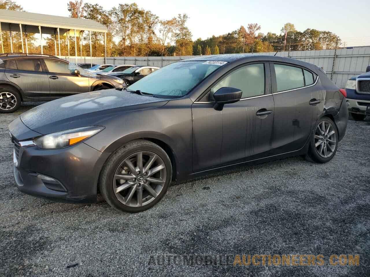 3MZBN1L39JM168429 MAZDA 3 2018