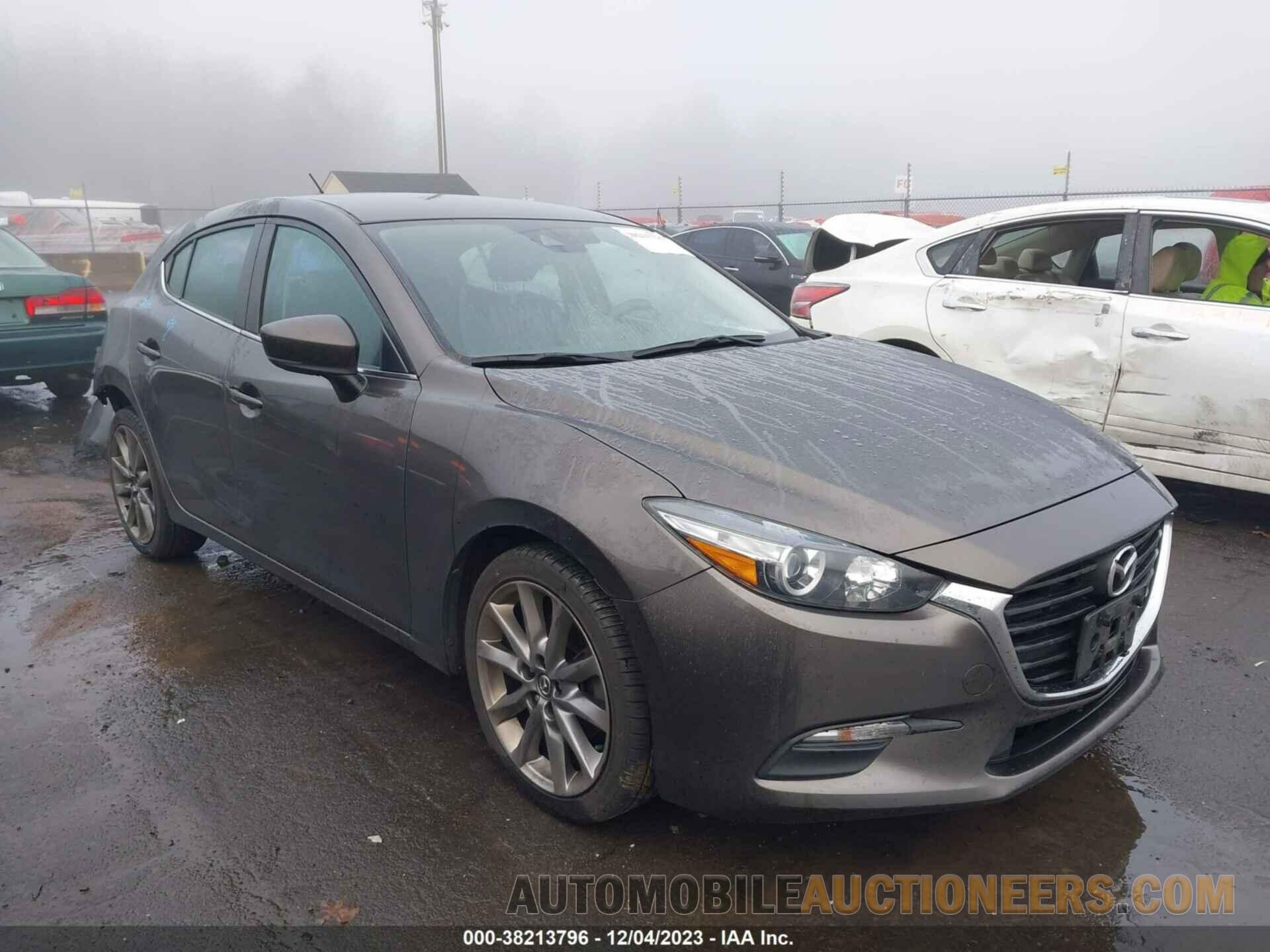 3MZBN1L39JM183660 MAZDA 3 2018