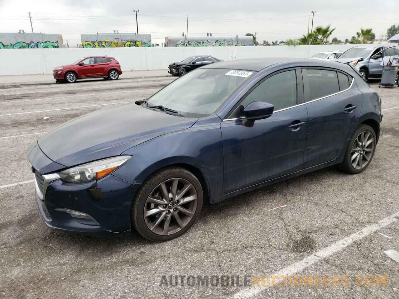 3MZBN1L39JM210453 MAZDA 3 2018