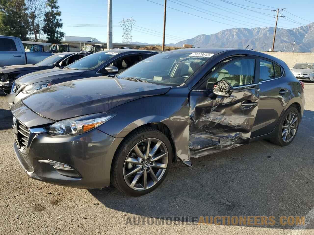 3MZBN1L3XJM223681 MAZDA 3 2018