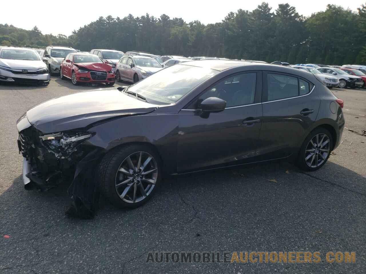 3MZBN1M31JM176457 MAZDA 3 2018