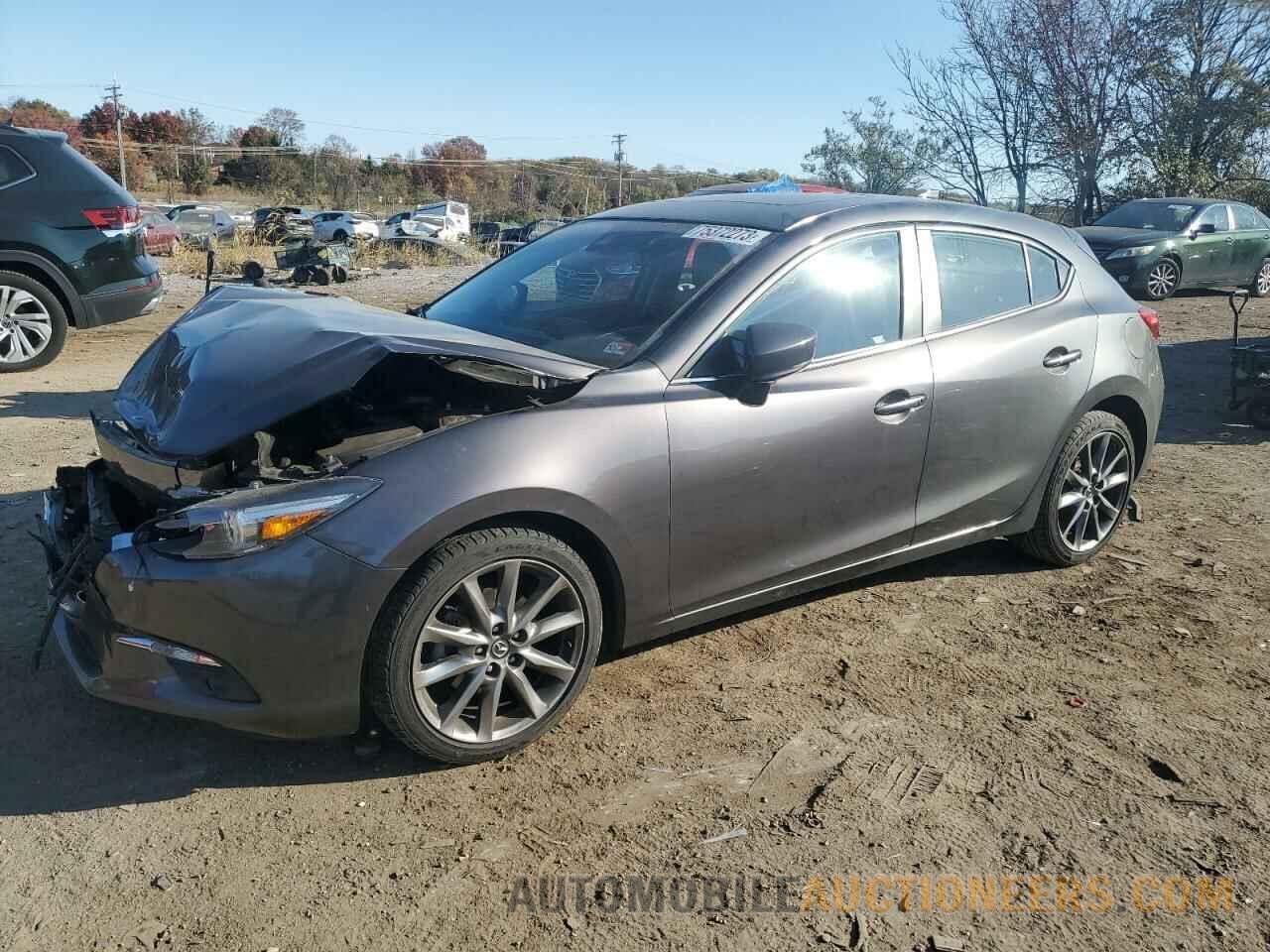 3MZBN1M32JM243051 MAZDA 3 2018