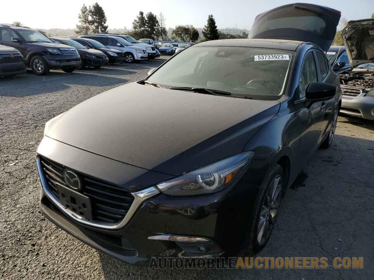 3MZBN1M32JM249965 MAZDA 3 2018